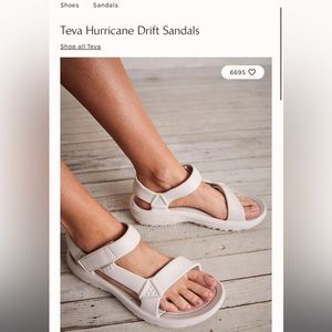 TEVA hurricane drift sandal NWT